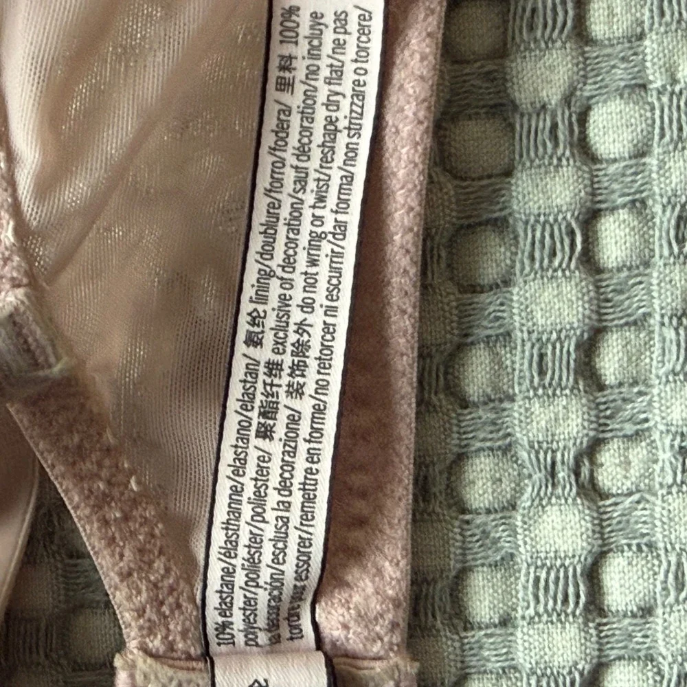 Victoria's Secret‎ Dream Angels 32DD Pink Lace Lined Demi Underwire Bra